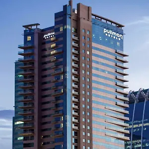 מלון Pullman Jumeirah Lakes Towers, דובאי