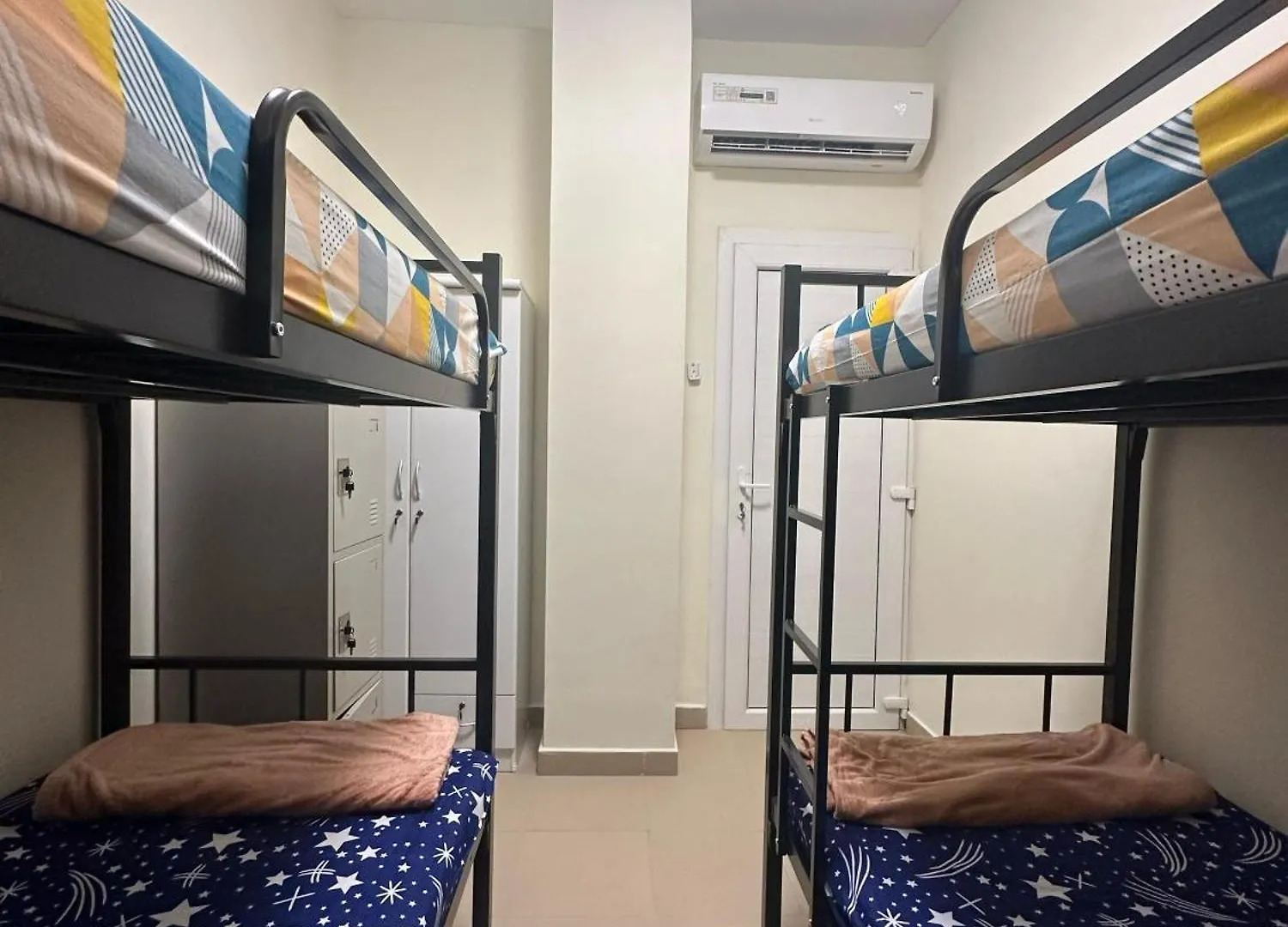 Apartment Palm Inn Deira Mix Dormitory Dubai